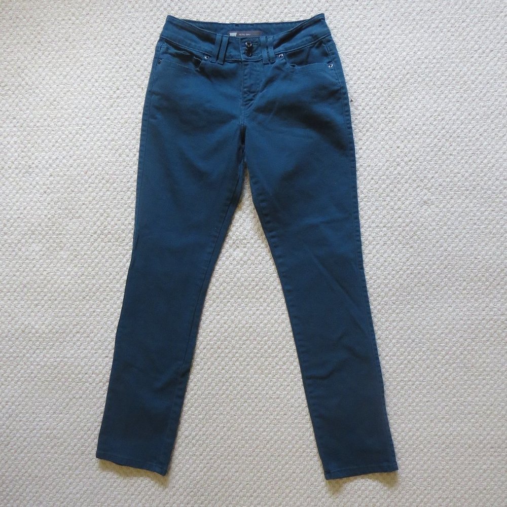 Levi's Mid Rise Skinny Jeans Green Size 4
